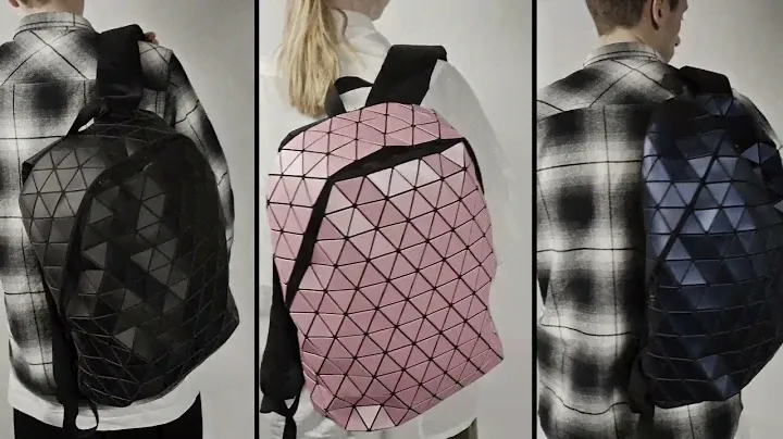Эргономичный городской рюкзак Rombica Mybag Prisma. Вместительный: объем 15 литров.
