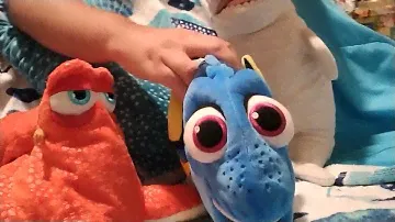 Disney Finding Dory plush play